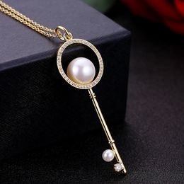 Key Pendant Chain 18k Yellow Gold Filled Fashion Pearl Womens Pendant Necklace Simple Style Beautiful Womens Accessories