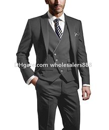 High Quality Groomsmen Peak Lapel Groom Tuxedos Grey Men Suits Wedding/Prom/Dinner Best Man Blazer(Jacket+Pants+Tie+Vest) K810