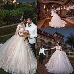 Arabisk Champagne Elegant Ny Ankomst Bröllopsklänningar En Linje Tulle Sheer Långärmade Snören Appliqued Bridal Gowns Bröllopsfestklänningar