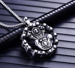 free shipping Titanium steel retro engine locomotive wind pendant Europe and the United States domineering men stainless steel necklace fash