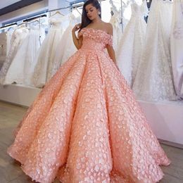 Ravishing Ball Gown Prom Dresses Graceful Off Shoulder Full Flower Appliques Evening Dress Charming Dubai Princess Formal Party Dresses