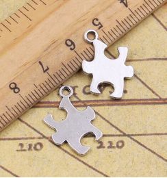 200Pcs alloy Puzzle Piece Jigsaw Charms Antique silver Charms Pendant For necklace Jewellery Making findings 18x14mm
