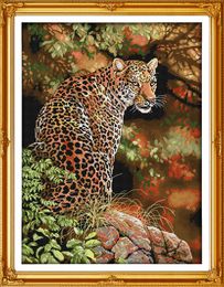 Cheetah forest painting animal Handmade Cross Stitch Craft Tools Embroidery Needlework sets counted print on canvas DMC 14CT 11CT Home decor paintings