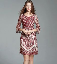 ganado Escalera Vaca Caliente! 2018 moda otoño e invierno vestido nuevo encaje grande de gama  alta vestido de mujer rusa envío gratis
