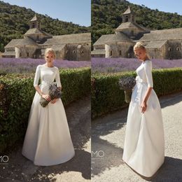 2019 Modest Satin Wedding Dresses Jewel Neck Long Sleeve Elegant Country Bridal Gowns A Line Floor Length Plus Size Beach Wedding Dress