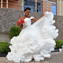 2018 Sweety Bridal Gowns Off Shoulder Tiered Ruffle White Wedding Gowns With Cloud Shape Peplum Floor-Length Custom Made Wedding Dresses
