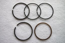 2 X Piston ring set 42mm for Honda GXH50 GXV50 Engine replacement part P/N 13010-ZM7-000