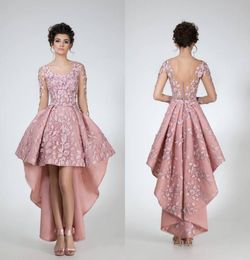 Schicke High-Low-Spitze-Abschlussballkleider mit U-Ausschnitt und langen Ärmeln Abendkleider Vestidos De Fiesta 3D-Applikationen-Heimkehrkleid