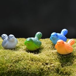 Colourful artificial birds novelty items fairy garden miniatures moss terrariums resin craft for diy home decorations accessories 4colors