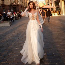 Alluring Beach Lace Wedding Dresses A Line Sheer Bateau Neck Appliqued Long Sleeves Bridal Gowns Tulle Sweep Train Boho vestido de novia