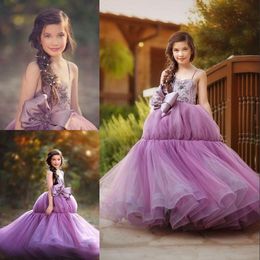 Light Grape Flower Girls Dresses Spaghetti Sequins Beads Big Bow Girls Pageant Dresses 2018 Fashion Fluffy Tulle Ball Gown Birthday Dresses