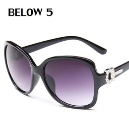 BELOW5 2018 Retro Classic Sunglasses For Men and Women Stylish Designer Glasses Butterfly Unisex Eyewear UV400 Free Shipping B5010