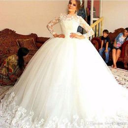Vintage Lace Applique Ball Gowns Wedding Dresses With Long Sleeve Sweep Train Jewel Neck Overskirts Bridal Dress Puffy Vestido De Novia