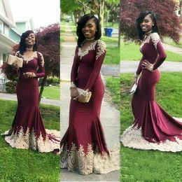 Africa Burgundy Evening Dresses V-Neck Long Sleeves Mermaid Red Carpet Gowns With Champagne Applique Sweep Train Sexy Vestidos De Noiva