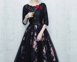 Stunning Black Lace Evening Dresses Scoop Three Quarter Sleeves Floor Length Zipper Back Prom Dresses Floral Printing Evening Gowns Cheap