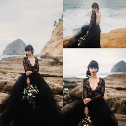 Boho Gothic Black Colourful Wedding Dresses With Colour Long Sleeves Lace V Neck Top Tulle Skirt Bohemian Vintage Bridal Gowns Non White