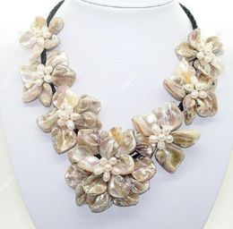 1173 handmade freshwater pearl sea shell flower leather necklace 18"