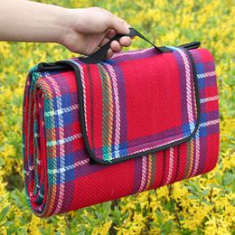 150x200cm Portable Plaid Beach Mat Blanket Picnic Mat Waterproof Foldable Climb Outdoor Beach Cover for Camping Picnic Blanket