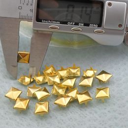 500pcs 8mm Gold/Silver Pyramid Studs Spots Punk Rock Nailheads DIY Spikes Bag Shoes Bracelet