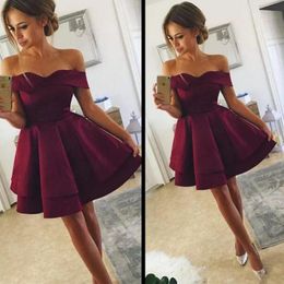 Vintage Dark Red Grape Cocktail Homecoming Dresses Cheap 2019 Off Shoulders Short Sleeves A Line Prom Party Evening Dress Gowns Red Carpets