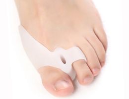 Elitzia ETFt008 Foot Care Hallux Valgus Buffer Type Double Hole Silicone Toe Separator Daily-use