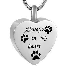 Wholesale custom engraving is always engraved in my heart heart-shaped footprints in the ashes of the funeral cremation souvenir necklace