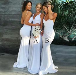 White Mermaid Bridesmaid Dresses V Neck Spaghetti Straps Satin Backless Long Bridesmaid Gowns Sexy Wedding Guest Dresses
