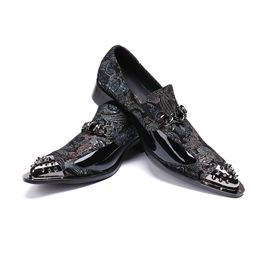 New Men Dress Leather Shoes Slip On Fashion Male Formal Oxford Rivets Shoes Flats Pointed Toe Casual Shoes for Men