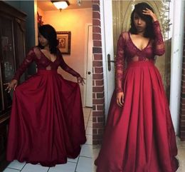 African Nigerian Deep V Neck Prom Dresses Long Lace Applique Long Illusion Sleeves Sweep Train Formal Evening Party Wear abendkleider