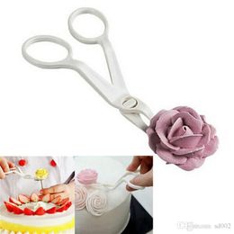White Plastic PP Scissors Easy To Clean Durable Cake Cutting Flowers Forfex Household Baking Decorating Tools 0 79hd BB