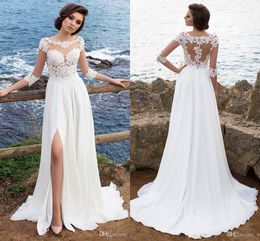 Amazing Beach Sexy Dresses A Line Scoop Neck Lace Applique 3/4 Sleeves High Side Split Bridal Gowns Sweep Train Wedding Dress pplique