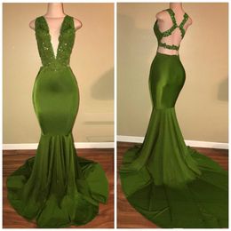 Sexy Backless Deep V-Neck Mermaid Evening Dresses Lace Green Open Back Formal Party Long Prom Dresses Custom Robe De Soiree Pageant Gowns