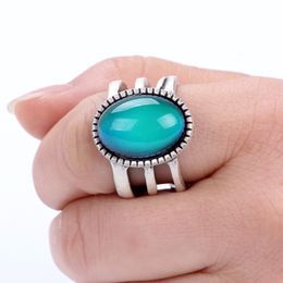 Big Color Change Mood Ring Designs for Women Fancy Oval Stone Gioielli in lega di zinco placcati argento antico MJ-RS018