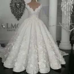 Gorgeous Handmade Flowers Wedding Gown Sheer Jewel Neck Beads Sequins Applique Bridal Dress Luxury Dubai Lace Ball Gown Wedding Dresses