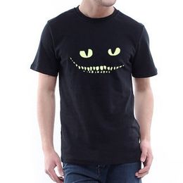 Black Noctilucent Print Dark Devil Cheshire Katze Nachtlicht Kurzarm Herren Frauen Neuheit Lustige leuchtende T-Shirt Sommerkleidung