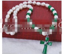 -Livraison gratuite R Riz blanc Akoy perle de culture d'eau douce / collier pendentif croix de jade vert