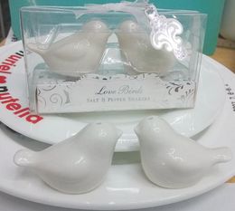 Wedding Favours Gifts for Guest True Love Conquers All Ceramic Love Birds Salt and Pepper Shakers 200pcs(100pairs) Wholesale SN852