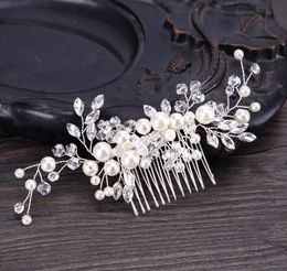 New Pearl comb, white crystal headwear banquet, hair accessories, bridal headwear, comb