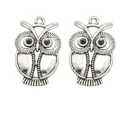 100Pcs alloy Owl Charms Antique silver Charms Pendant For necklace Jewellery Making findings 33x22mm