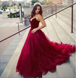 Sexy Sweetheart Neckline A-line Evening Dresses Princess Prom Dresses Red Carpet Runway Dresses Custom Made Simple Dark Red Evening Gowns