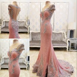 Gorgeous Luxurious Pink Prom Dress Sparkling Crystals Beaded Sheer Neckline Appliques Pageant Dress Fashion Dubai Mermaid Evening Dresses