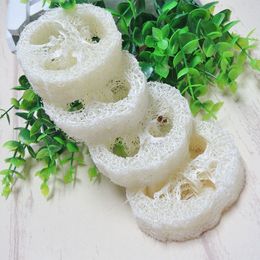 about 6-7 5cm in diameter is about 1 9cm round 150PCS Lot Natural Loofah Luffa Loofa Pad Spa Bath Facial Soap Holder Drop301e