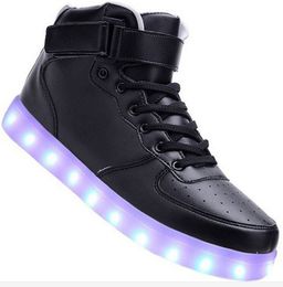 Kaufen Sie im Großhandel Weiße Led schuhe 2019 zum verkauf Großhandel Led Leucht Schuhe 2017 Led Freizeitschuhe Für Frauen Männer Mode LED Leuchtet Schuh Für Erwachsene Chaussure Lumineuse Von Lovelaputa,