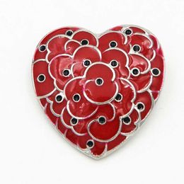 -Broches de flor de amapola roja en forma de corazón Alfileres para mujeres Hombres Traje Broche Aniversario Insignia Esmalte Breastpin Reino Unido Legión Recuerdo Día Solapa Pines