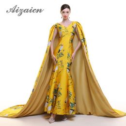 Gold Chinese Dresses