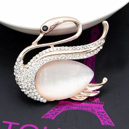 Lovely Swan Brooch Hot Selling Awesome Opan And Crystals Women Brooch Hot Selling Adorable Lapel Pin Bridal Bouquet Broach Pins Gold Color