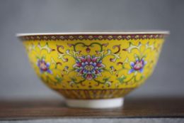 Chinese antiques Pastel Porcelain Painted Flowers Bowl Qianlong