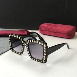Luxury 0197 Sunglasses For Women Large Frame Elegant Special Designer with Rivets Frame Built-In Circular Lens Top Quality Come With Case