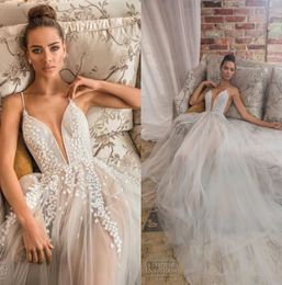 Elihav Sasson 2019 Lace Wedding Dress Spaghetti V Neck Bridal Gowns Custom vestido de novia Appliqued A Line Wedding Gowns Cheap