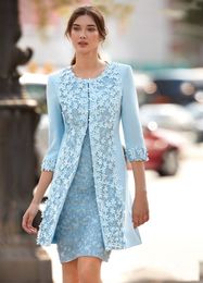 Carla Ruiz 2019 Hellblaue Kleider für die Brautmutter mit Jacke, knielang, Hochzeitsgastkleid, arabisches kurzes Kleid, Abendgarderobe